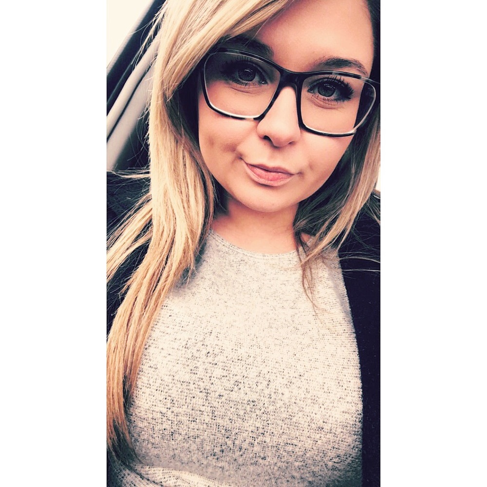 Meet your Posher, Juliya